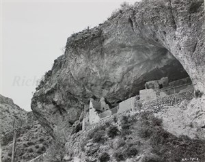 Image description is not available for 2007.001